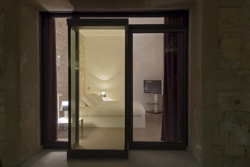 Domaine Des Sequoias - Les Collectionneurs Hotell Ruy-Montceau Eksteriør bilde